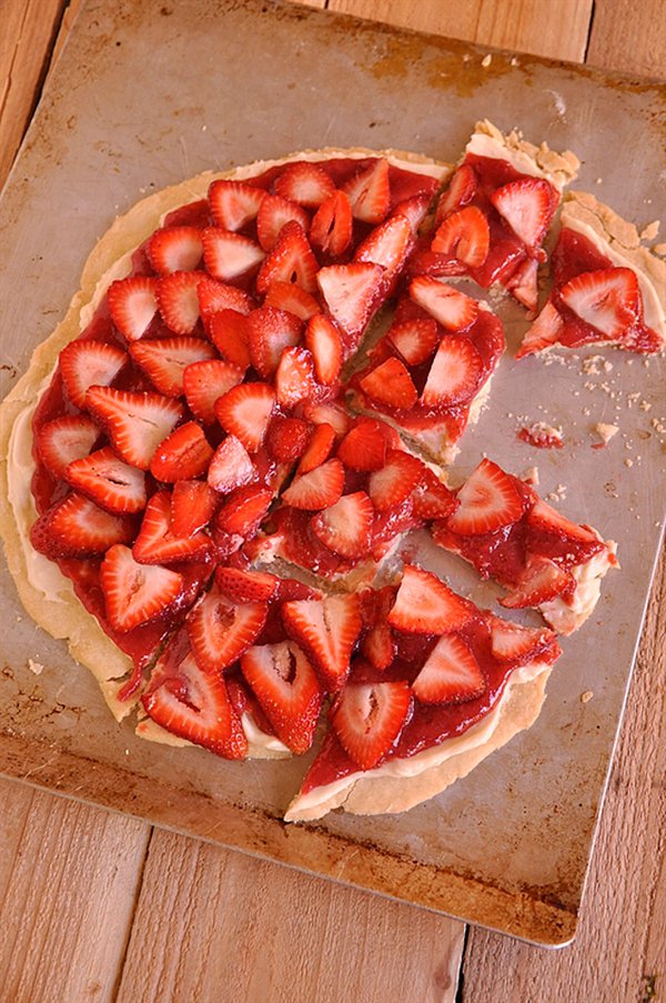 Strawberry-Pizza_0010.jpg