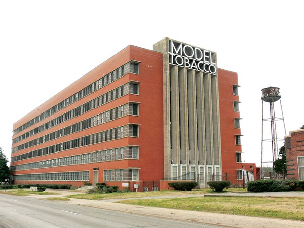 The-Model-Tobacco-Building,-Richmond,-Virginia.jpg