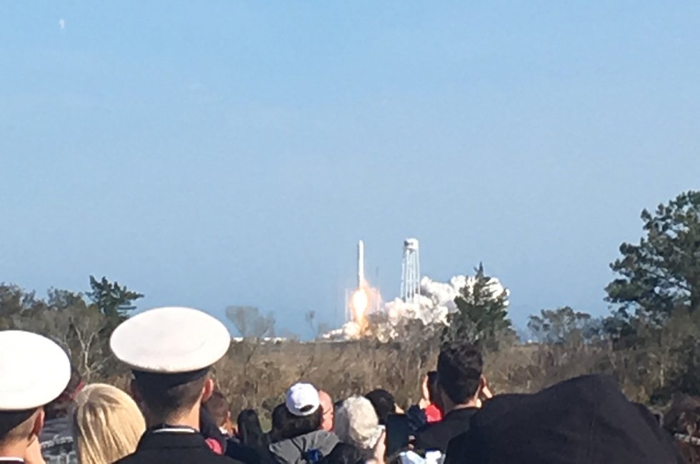Thomas-Howard-(student)-took-this-photo-at-the-time-of-launch.jpg